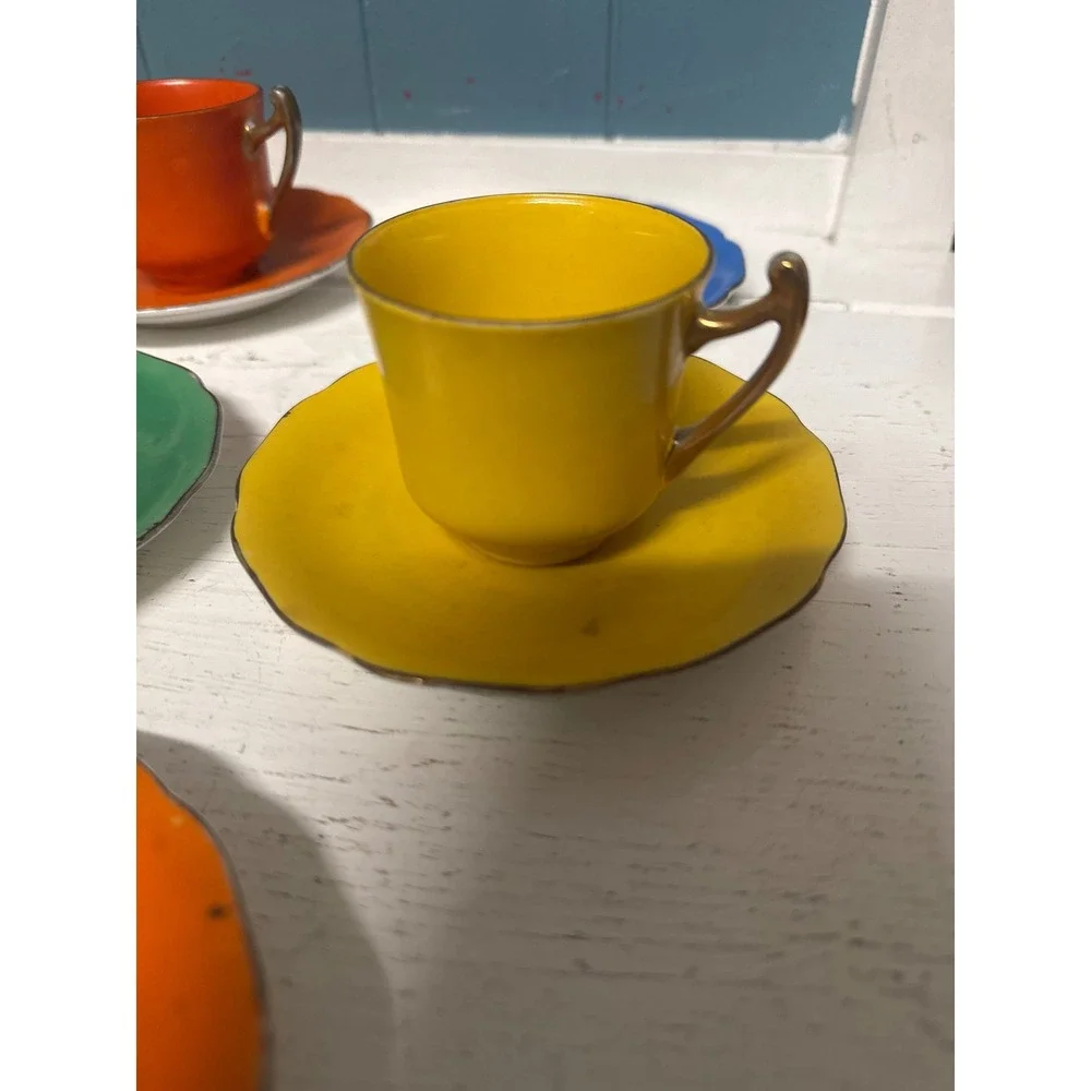 Vtg Gold‎ Castle Demi Tasse (3) Cups and (8) Saucers Set Colorful Made in Japan